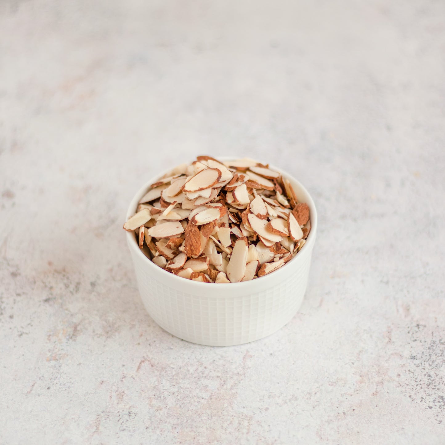 Sliced Almond With Cuticle