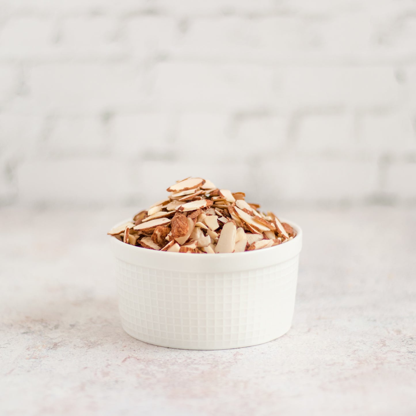 Sliced Almond With Cuticle